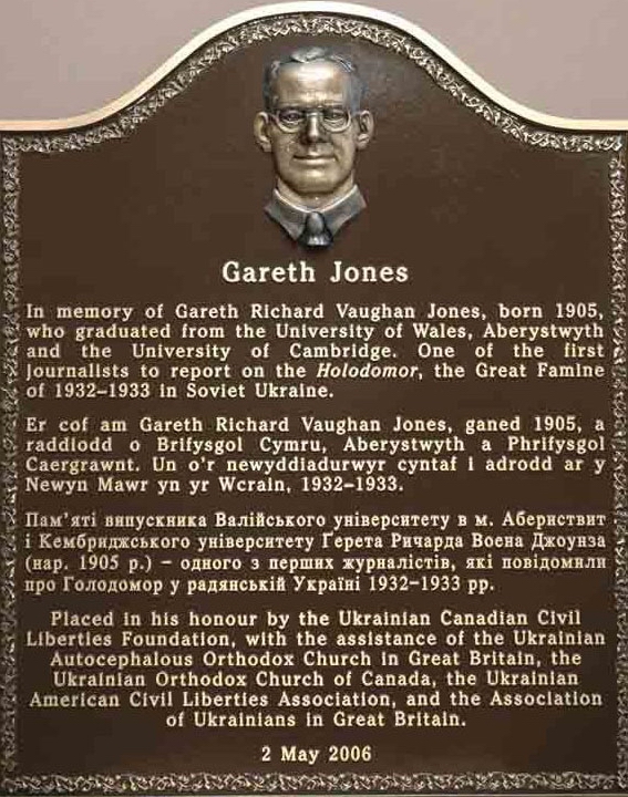Gareth_Jones_Memorial_Table